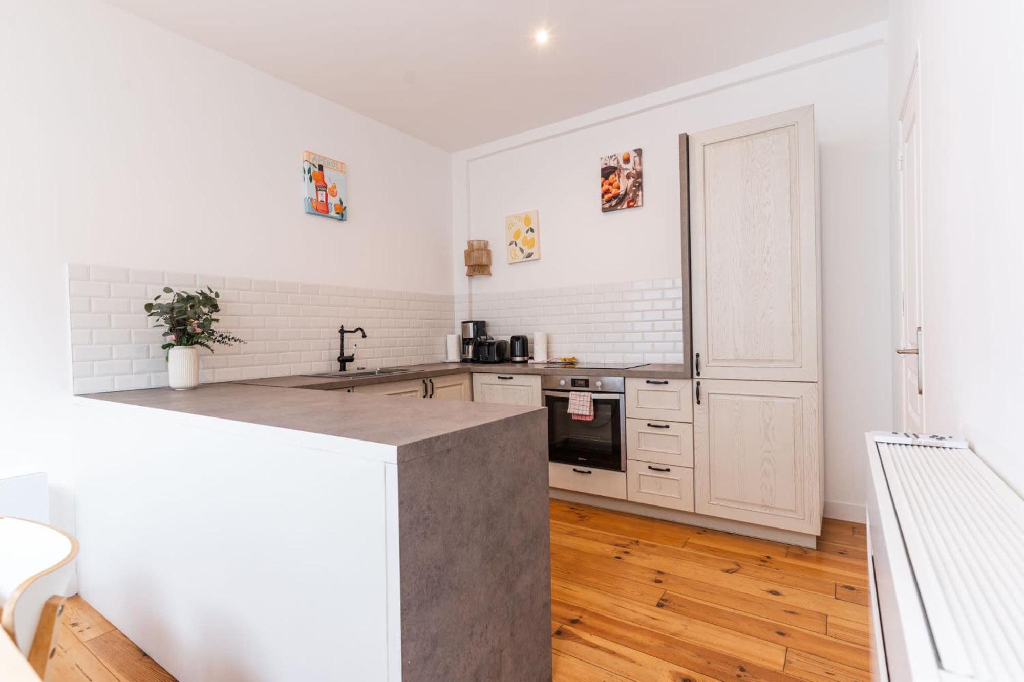 Loft House 2 Bedroom Bastille Ac By Lcc Agency Appartement Parijs